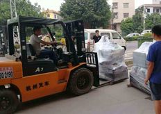 東莞（外協(xié)聶老板）中走絲線切割實地客戶